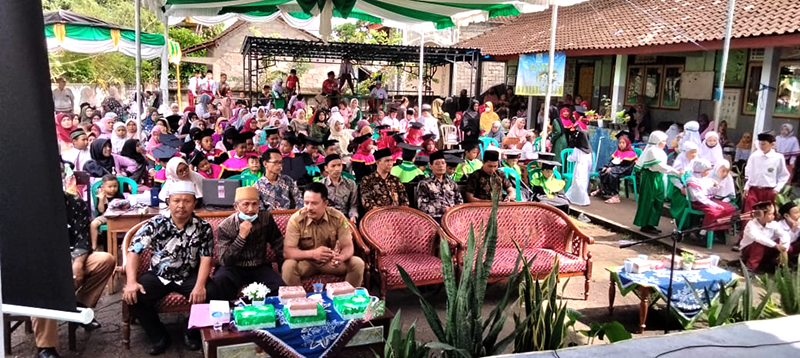Acara Perpisahan MI