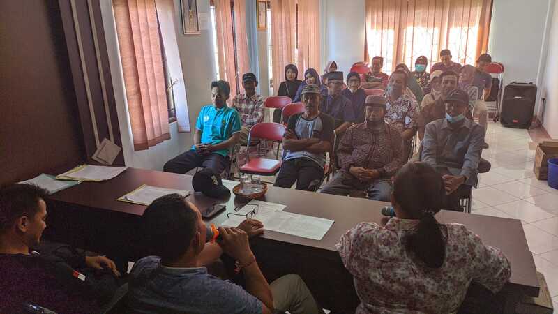Penyerahan Insentif Guru Ngaji, Takmir dan Ketua Kelompok Pengajian