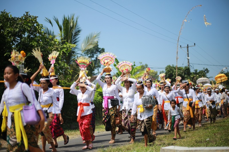 Upacara Mendak Tirtha Kamandalu: Momen Sakral Desa Adat Pulukan