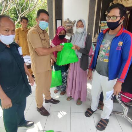 Pembagian Sembako 1