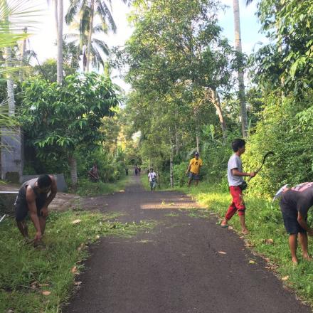 Gotong Royong Banjar Arca Dwipa