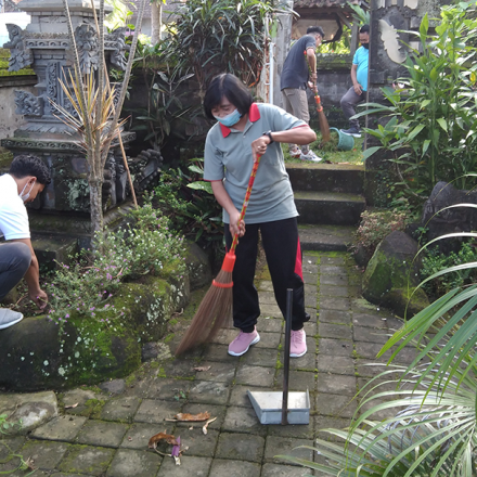 Gotong Royong 13 Mei 2022